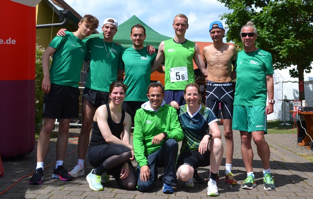 210520220284 Gruppenfoto danach 210520220284 Gruppenfoto danach