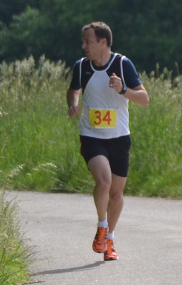 25054175 Stefan Schwager 25054175 Stefan Schwager
