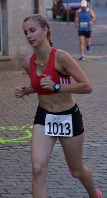 27086082 Hannah Filip 27086082 Hannah Filip