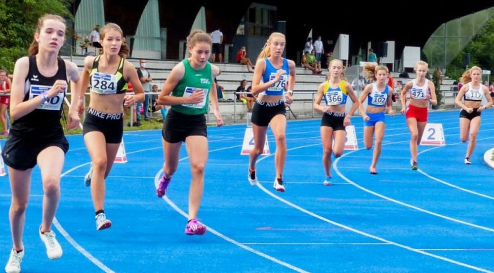 Erding_Rebecca_Karl_800m_Start Erding_Rebecca_Karl_800m_Start