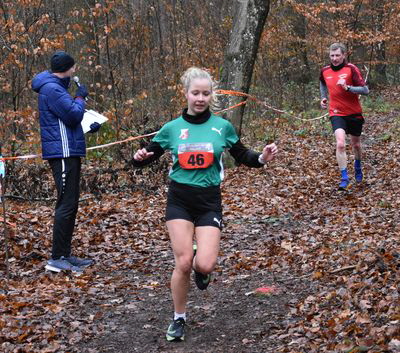 081220240180 Nun Schmid